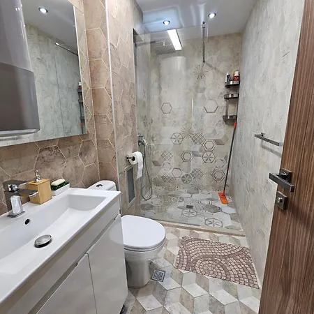 Desitas Apartment *